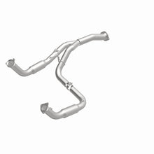 Load image into Gallery viewer, MagnaFlow 2011 Chevrolet Silverado 2500 HD 6.0L Direct Fit Converter