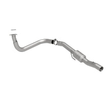 Load image into Gallery viewer, MagnaFlow 2007 Chevrolet Silverado 2500 HD Classic 6.0L Direct Fit Converter