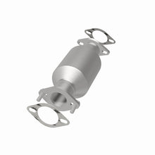 Load image into Gallery viewer, MagnaFlow 11-12 Sedona 3.5L Underbody Direct Fit Converter