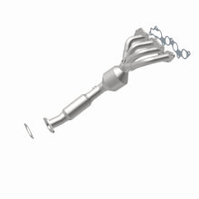 Load image into Gallery viewer, MagnaFlow 05-06 Ford Focus 2.0L Direct Fit Converter