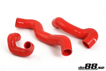 Load image into Gallery viewer, do88 SAAB 900/9-3 94-00 Cross-Flow Hoses Red