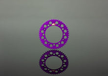 Load image into Gallery viewer, Renthal 89+ Suzuki RMZ250-450/ RM125-250 Rear Grooved Sprocket - Purple 520-50 Teeth
