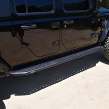 Load image into Gallery viewer, Westin 20-24 Jeep Gladiator Outlaw Running Board - Textured Black