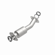 Load image into Gallery viewer, MagnaFlow 12-15 Toyota Sienna 3.5L Direct Fit Converter