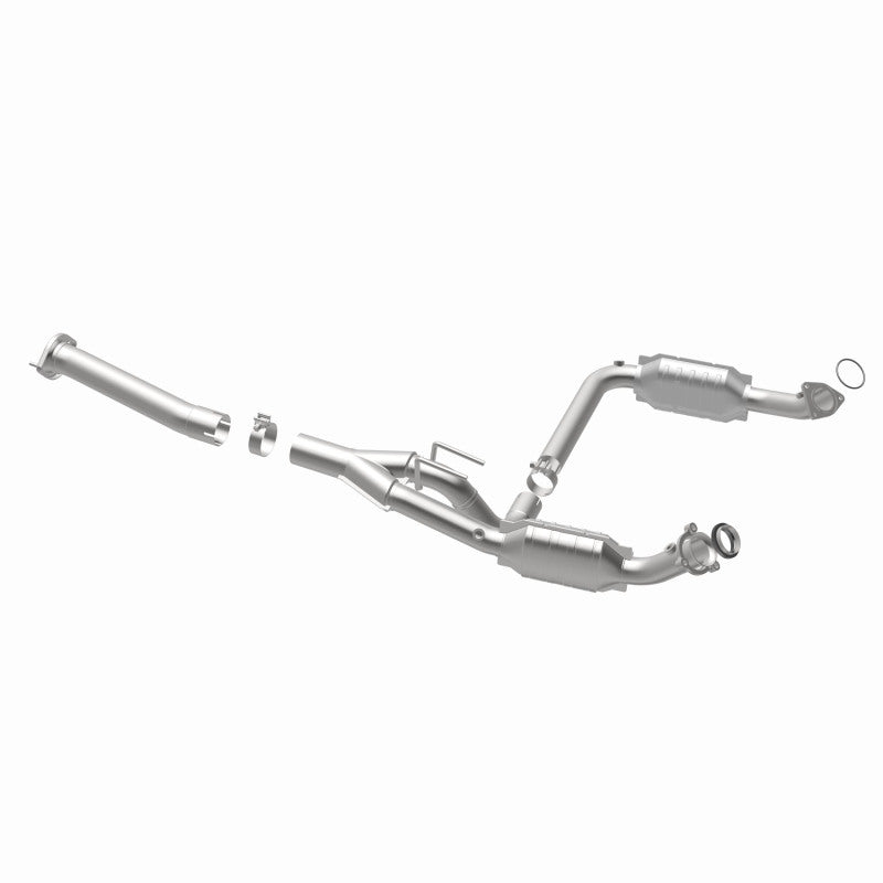 MagnaFlow 03-06 Chevrolet Express 1500 4.3L Direct Fit Converter