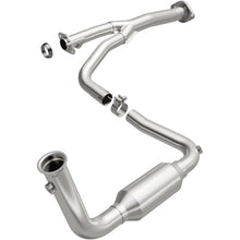 Load image into Gallery viewer, MagnaFlow 2004 Jeep Liberty 3.7L Direct Fit Converter