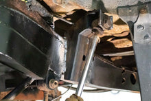 Load image into Gallery viewer, Rustbuster Rear Shock Mount Right Side