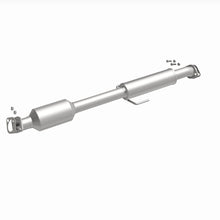 Load image into Gallery viewer, MagnaFlow 2015 Kia Optima 2.4L Direct Fit Catalytic Converter (California Grade)