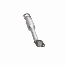 Load image into Gallery viewer, MagnaFlow 2004 Nissan Titan 5.6L Direct Fit Converter