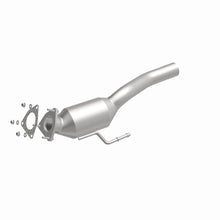 Load image into Gallery viewer, MagnaFlow 04-06 Volkswagen Touareg 3.2L Direct Fit Converter