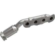 Load image into Gallery viewer, MagnaFlow Direct Fit Catalytic Converter 12-16 Hyundai Equus V8 5.0L Manifold