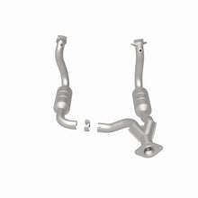 Load image into Gallery viewer, MagnaFlow 08-10 Ford F-250 Super Duty 5.4L Direct Fit Converter