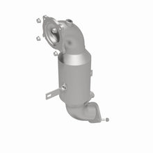Load image into Gallery viewer, MagnaFlow Direct Fit Catalytic Converter 18-20 Alfa Romeo Giulia Single Underbody 2L