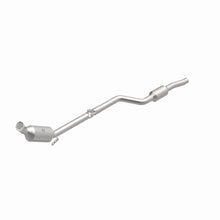 Load image into Gallery viewer, MagnaFlow 2011 C300 V6 3 OEM Underbody Direct Fit Converter