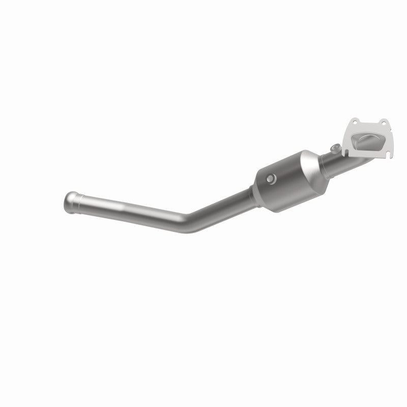 MagnaFlow 13-15 Dodge Durango V6 3.6L OEM Grade / EPA Compliant Direct-Fit Catalytic Converter 21-250