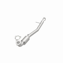 Load image into Gallery viewer, MagnaFlow 10-12 Range Rover V8 5 OEM Underbody Direct Fit Converter
