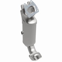 Load image into Gallery viewer, MagnaFlow 11-16 Dodge Grand Caravan 3.6L Direct Fit Converter