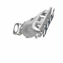 Load image into Gallery viewer, MagnaFlow Direct Fit Catalytic Converter 20-21 Nissan Kicks 1.6L Single Manifold