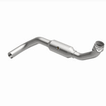 Load image into Gallery viewer, MagnaFlow 05-06 Ford Expedition 5.4L Direct Fit Converter
