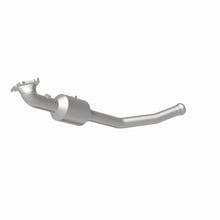Load image into Gallery viewer, MagnaFlow 13-15 Dodge Durango V6 3.6L OEM Grade / EPA Compliant Direct-Fit Catalytic Converter 21-250