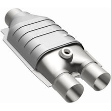 Load image into Gallery viewer, MagnaFlow 2.5in./2in. S/D CAOBDII Universal Converter