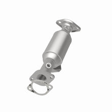 Load image into Gallery viewer, MagnaFlow 10-11 Soul 1.6L Underbody Direct Fit Converter
