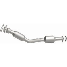 Load image into Gallery viewer, MagnaFlow 2007 Saturn Vue 2.4L Direct Fit Converter