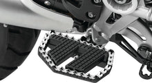 Load image into Gallery viewer, Kuryakyn Splined Peg Adapter BMW Blk