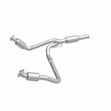Load image into Gallery viewer, MagnaFlow 01-02 Dodge Ram 2500 5.9L Direct Fit Converter