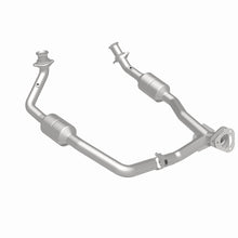 Load image into Gallery viewer, MagnaFlow 2003 Ford E-350 Super Duty 5.4L Direct Fit Converter