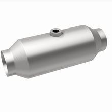 Load image into Gallery viewer, MagnaFlow Universal Catalytic Converter 2.5in CA Spun Mid-Bed