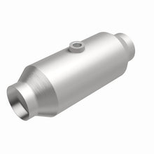 Load image into Gallery viewer, MagnaFlow 3.00 1/O2 CA 4in. Spun Universal Converter