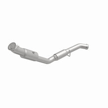 Load image into Gallery viewer, MagnaFlow 15-16 GL450 V6 3 OEM Underbody Direct Fit Converter