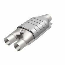 Load image into Gallery viewer, MagnaFlow 2.5in./2in. S/D CAOBDII Universal Converter
