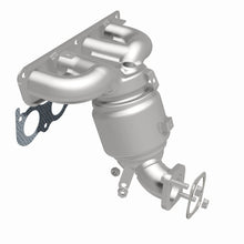Load image into Gallery viewer, MagnaFlow Direct Fit Catalytic Converter 18-19 Hyundai Kona 2.0L
