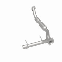 Load image into Gallery viewer, MagnaFlow 03-04 Lincoln Navigator 5.4L Direct Fit Converter