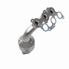 Load image into Gallery viewer, MagnaFlow 04-06 Toyota Sienna 3.3L Direct Fit Converter