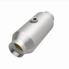 Load image into Gallery viewer, MagnaFlow Universal Catalytic Converter 2.5in CA Spun Mid-Bed