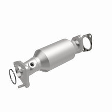 Load image into Gallery viewer, MagnaFlow 05-17 Nissan Frontier 4.0L Direct Fit Converter