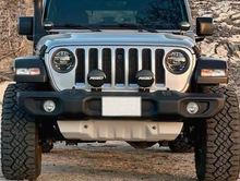 Load image into Gallery viewer, RIVAL 18-26 Jeep Wrangler JL /20-26 Jeep Gladiator Aluminum Sway Bar Skid Plate