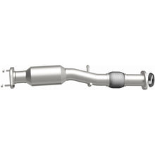 Load image into Gallery viewer, MagnaFlow 17-19 Toyota Highlander 3.5L Direct Fit Converter