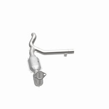 Load image into Gallery viewer, MagnaFlow 99-00 Ford Exped 4.6L Direct Fit Converter