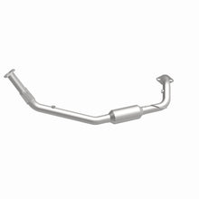 Load image into Gallery viewer, MagnaFlow 98-99 Isuzu Amigo 2.2L Direct Fit Converter