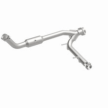 Load image into Gallery viewer, MagnaFlow 05-06 Lincoln Navigator 5.4L - Driver side