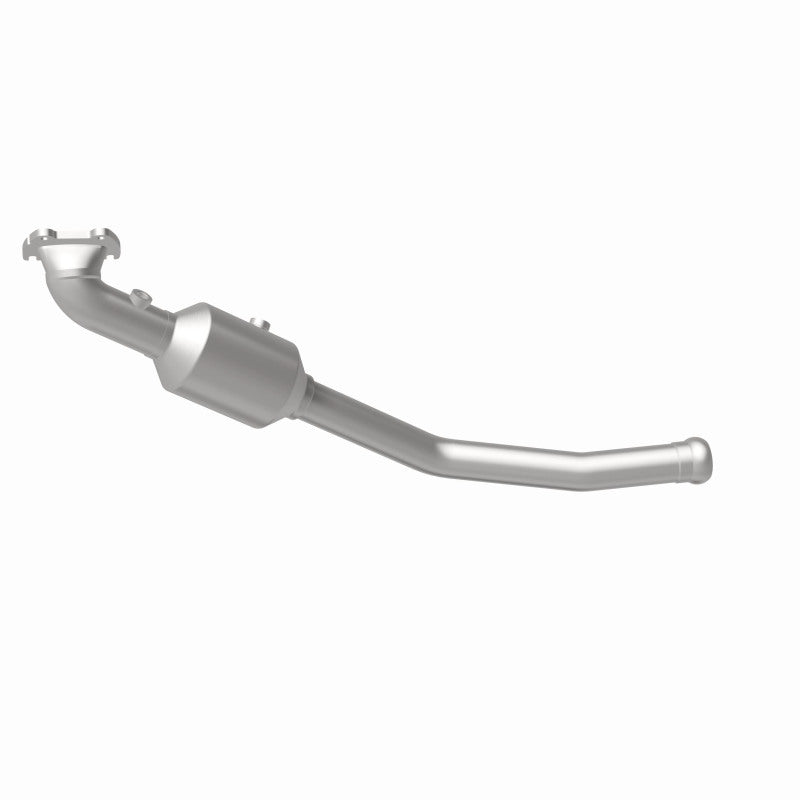 MagnaFlow 13-15 Dodge Durango V6 3.6L OEM Grade / EPA Compliant Direct-Fit Catalytic Converter 21-250