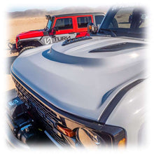 Load image into Gallery viewer, Turn Offroad 21-26 Ford Bronco Heat Extraction Fiberglass Hood HT-HD-M1