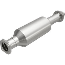 Load image into Gallery viewer, MagnaFlow 95-96 Hyundai Sonata 2.0L Direct Fit Converter