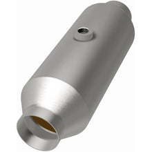 Load image into Gallery viewer, MagnaFlow 2.00 1/O2 CA 4in. Spun Universal Converter