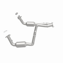 Load image into Gallery viewer, MagnaFlow 04-06 Chevrolet Silverado 1500 5.3L Direct Fit Catalytic Converter