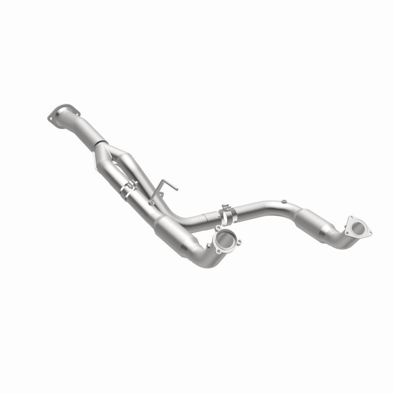 MagnaFlow 11-15 Chevrolet Silverado 2500 HD 6.0L Direct Fit Converter